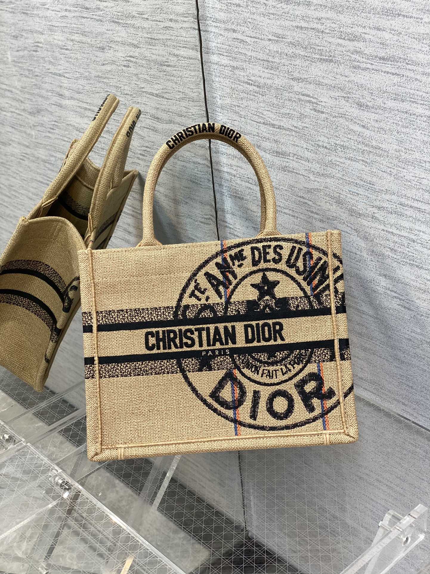 Dior Book Tote-新款小號 26.5cm-家族徽章系列