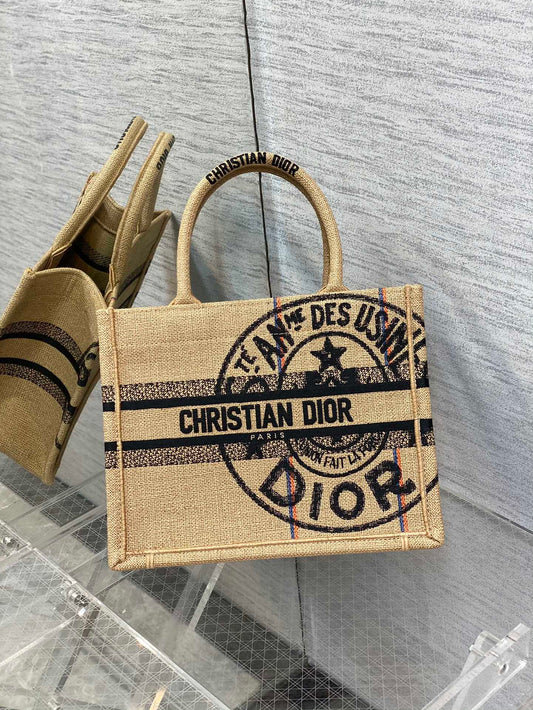 Dior Book Tote-新款小號 26.5cm-家族徽章系列