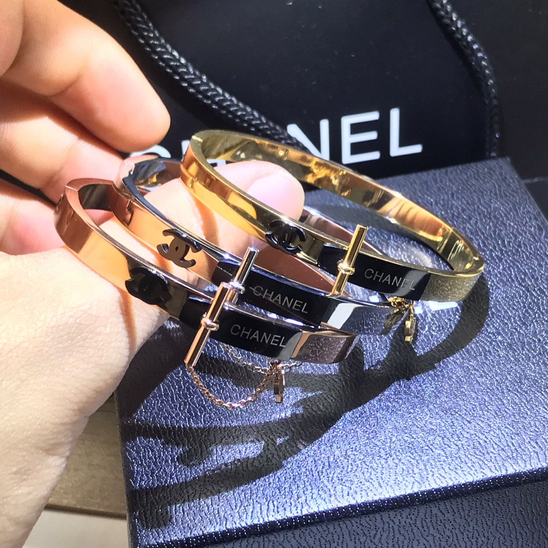 Chanel 情侶手鐲