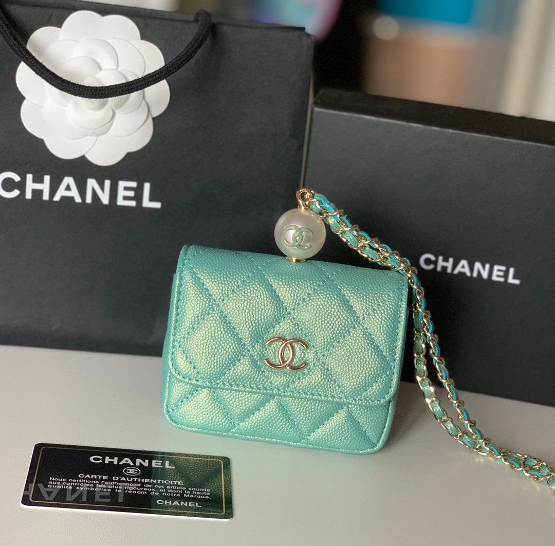 CHANEL 珍珠鏈條零錢包！