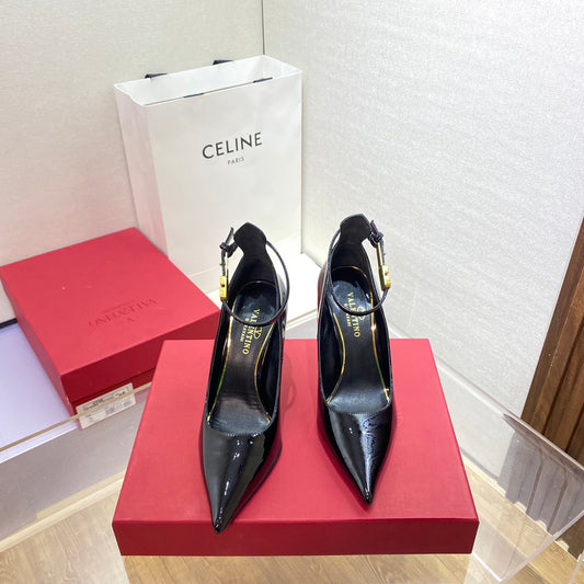 范倫V-尖頭細高跟鞋 黑色 9cm