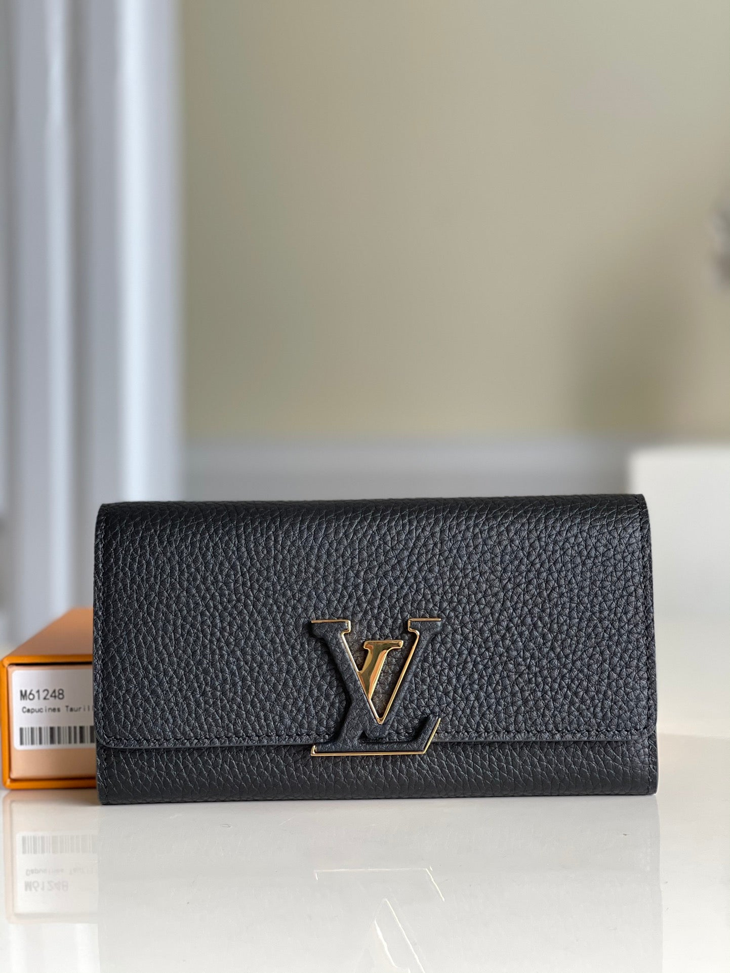 LV M61248 Capucines 翻蓋長夾
