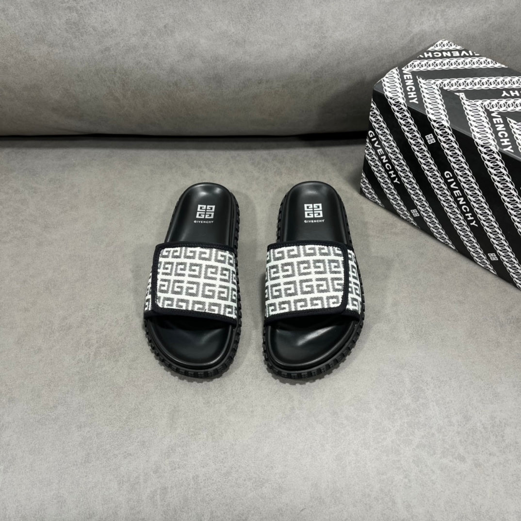 Giv-壓紋牛皮拖鞋 白色