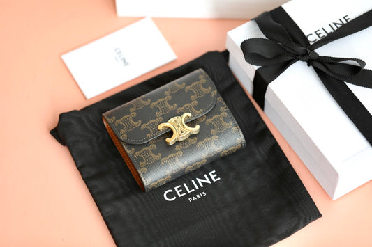 Celine 小號TRIOMPHE人造革錢包-咖啡色老花