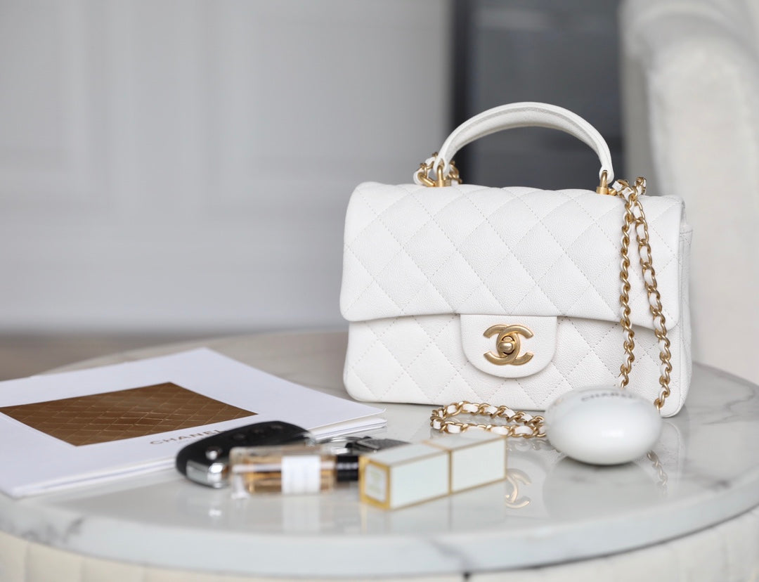 Chanel coco handle 白色