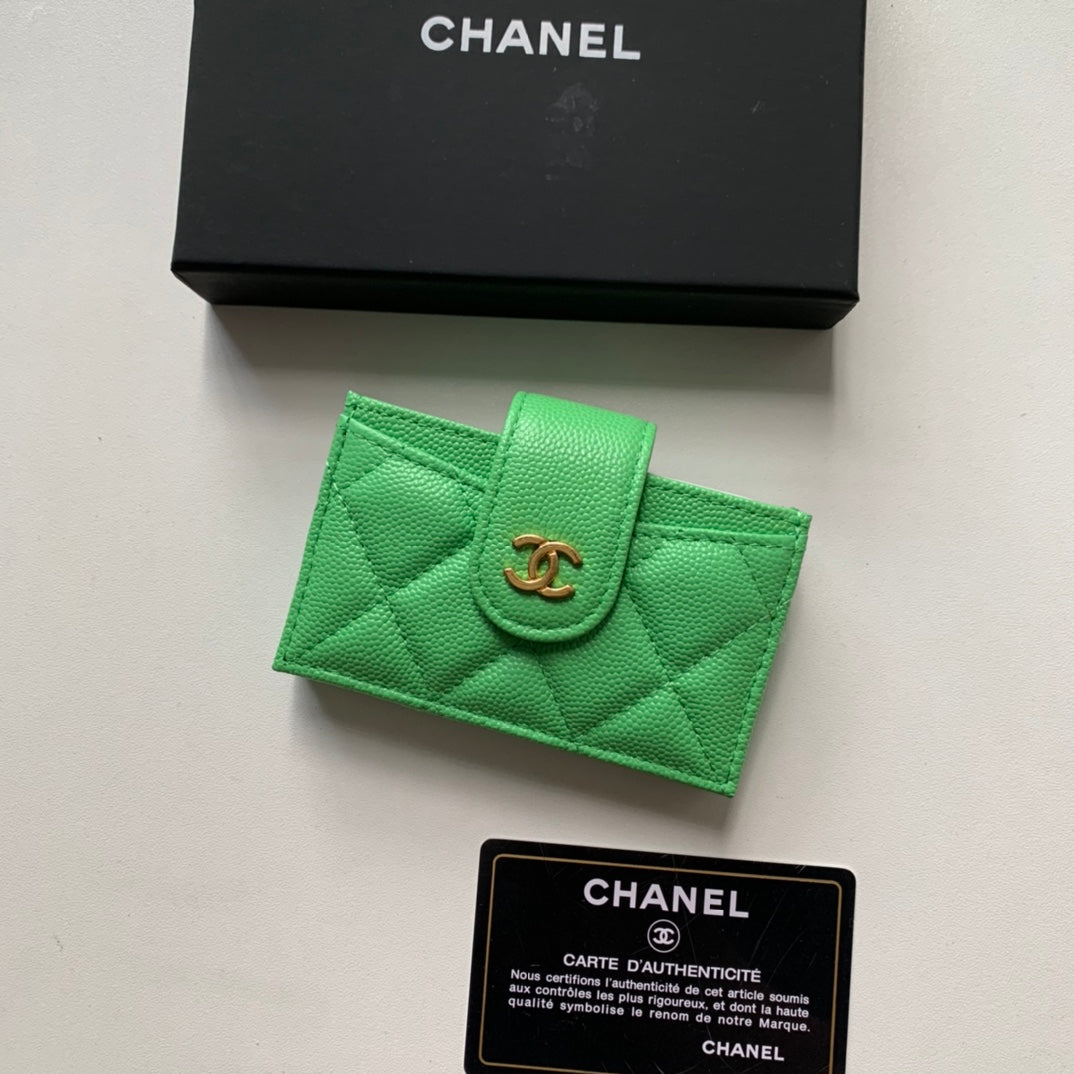 Chanel 多隔層風琴卡包