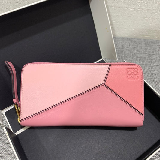 Loewe Puzzle zip around wallet 拉鍊長夾