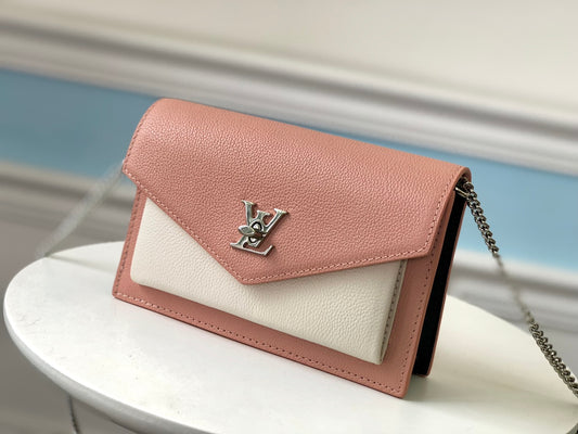 M63980 路L家-POCHETTE MYLOCKME 鏈條包 粉色