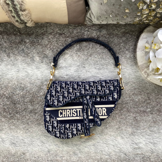 Dior Saddle 馬鞍包-2020天鵝絲絨