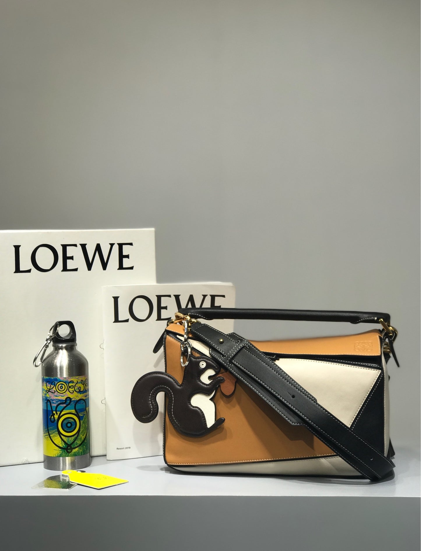 羅L威-2019全新 Puzzle bag 小牛皮 中號
