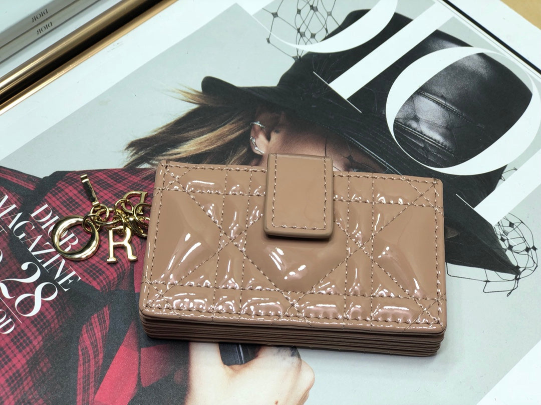 Dior 風琴卡包