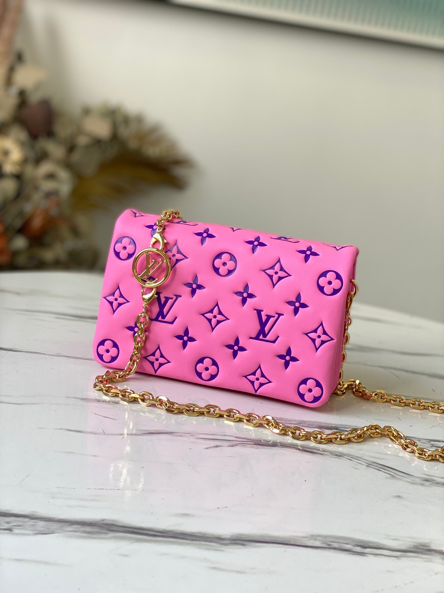 M80745 路L家-Pochette Coussin 鏈條包 桃紅色
