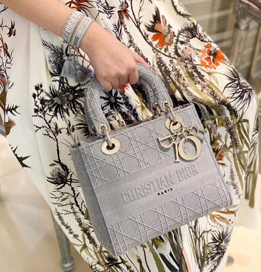 Dior Lady D-Lite黛妃包-刺繡灰色