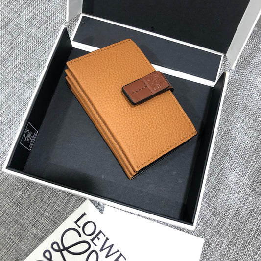 Loewe 搭扣小卡包
