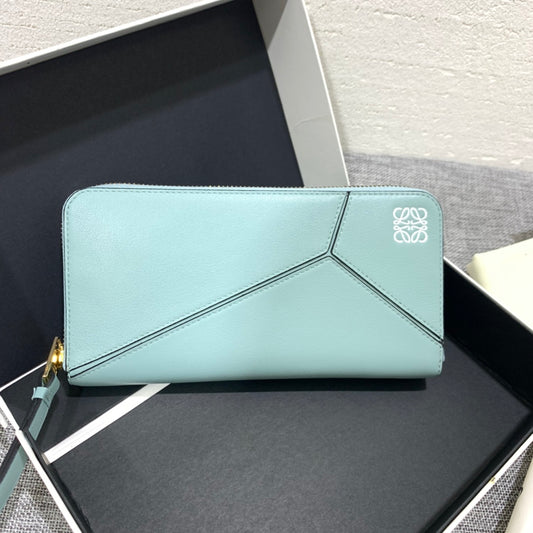 Loewe Puzzle zip around wallet 拉鍊長夾
