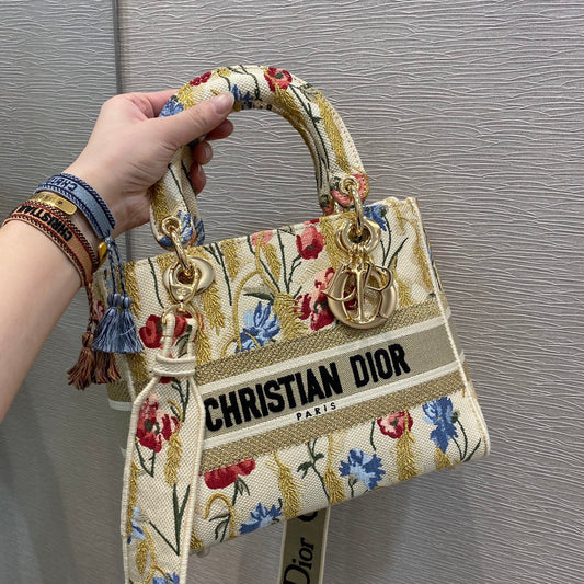 Dior Lady D-Lite 新年限定系列-花卉