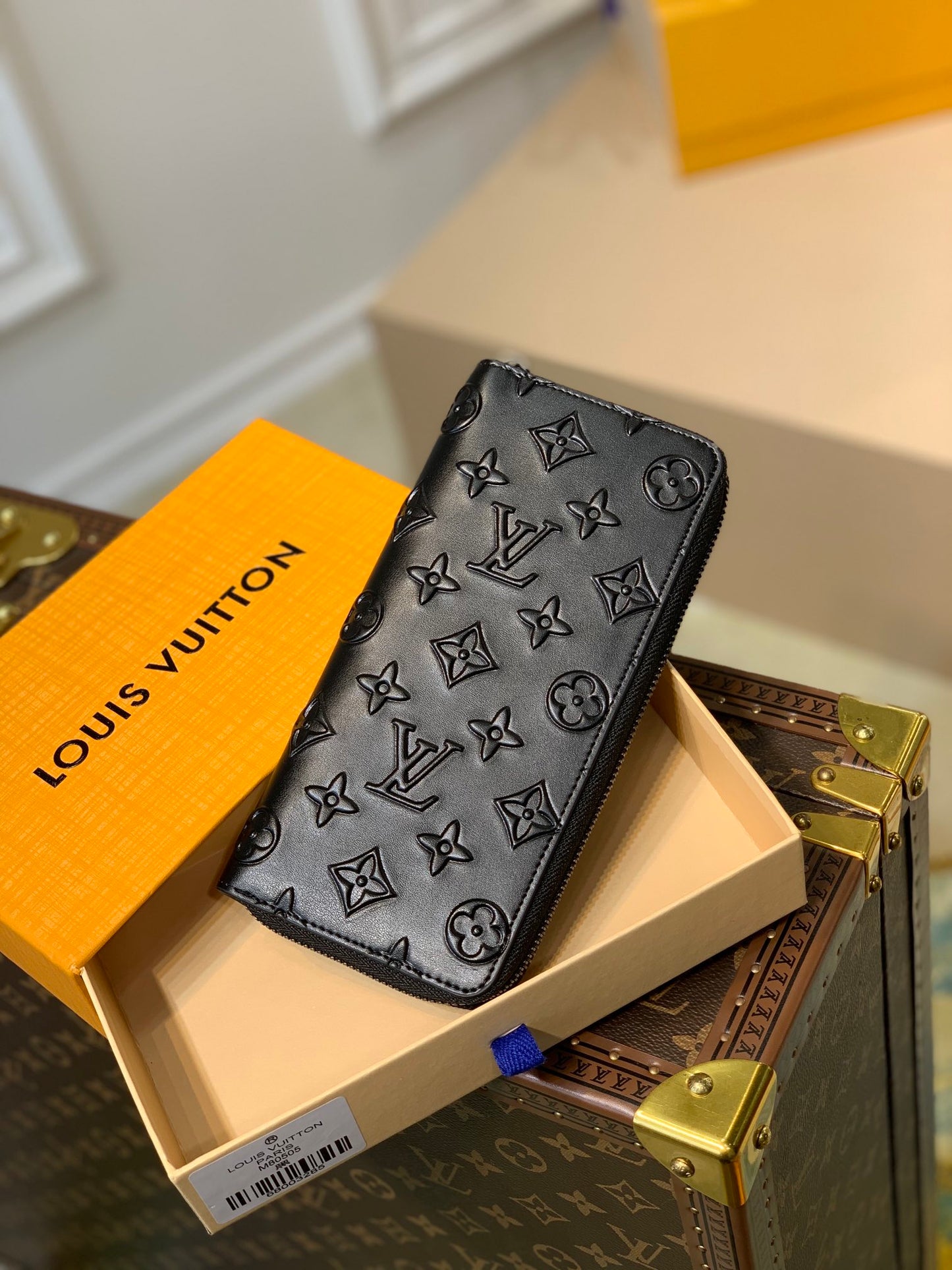 LV M80505 黑色直式拉鏈長夾 男款