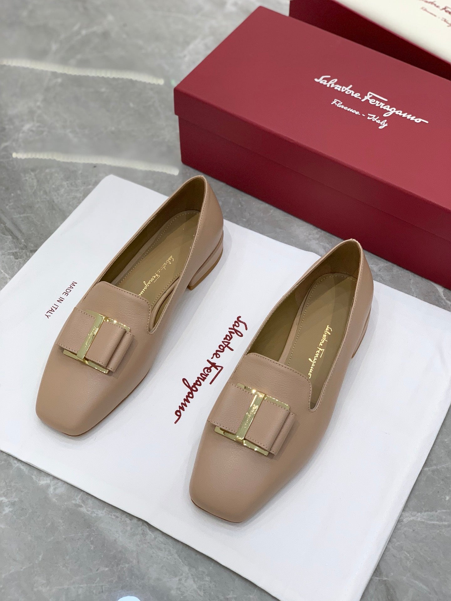 Salvatore Ferragamo鞋-菲拉格慕 方頭樂福鞋 膚色