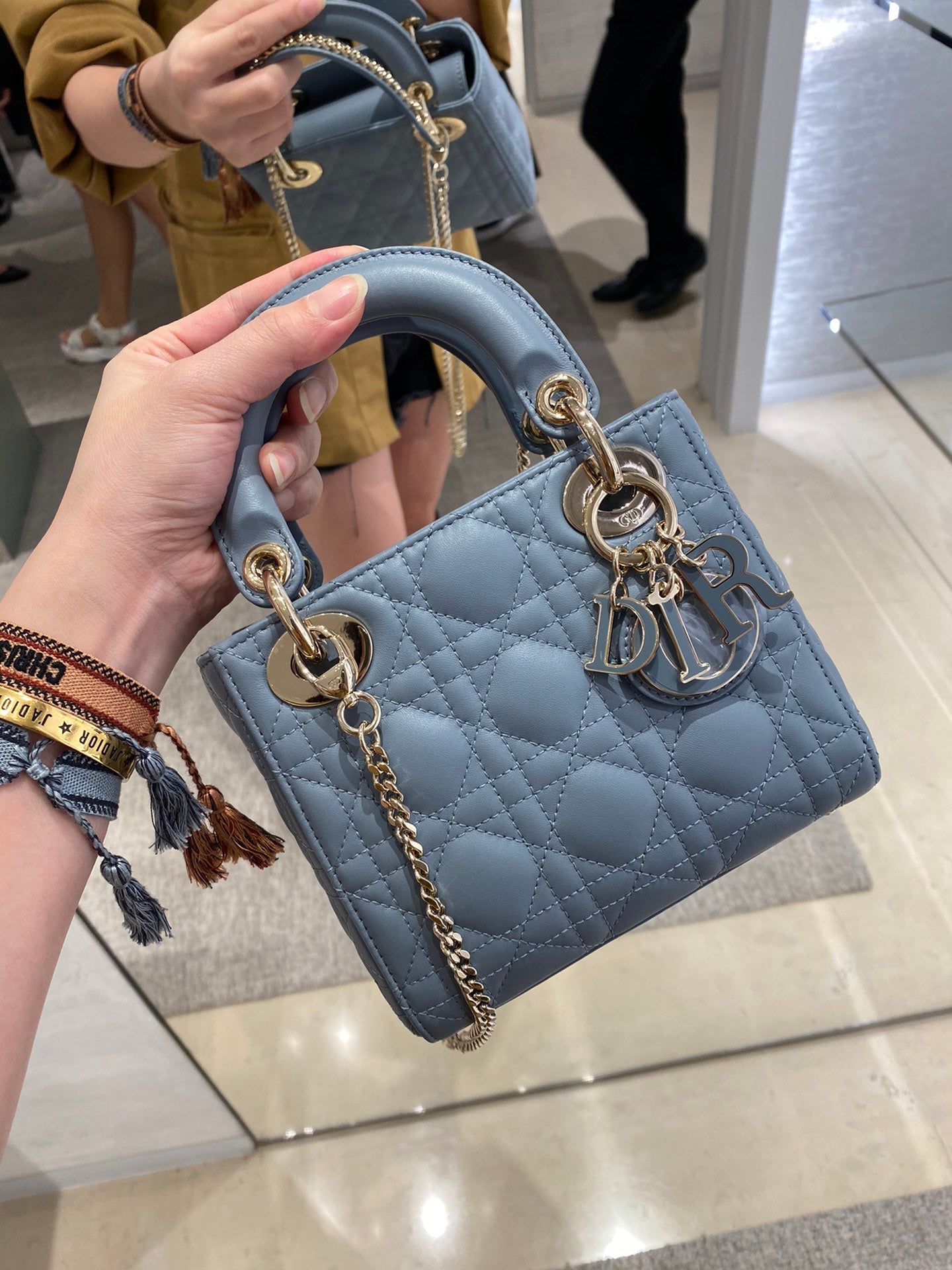 Dior-Mini Lady Dior手袋-三格黛妃-17cm-天藍珐瑯扣