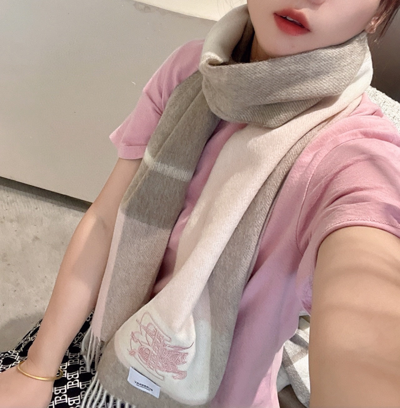 巴B家-格子圍巾 30*180cm 100%綿羊毛 灰粉色