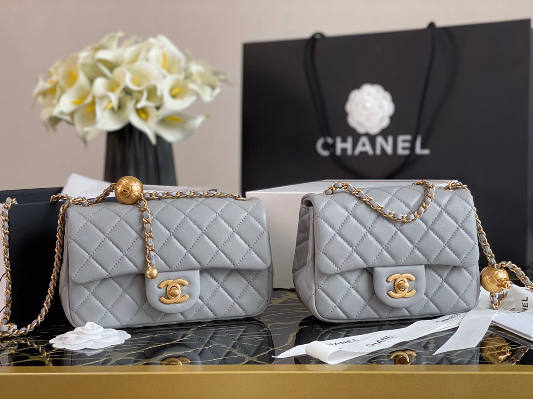 Chanel 金球CF口蓋包-灰色
