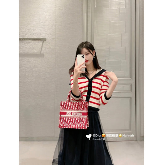 迪D家 Book Tote-小號36.5cm-紅色老花 上身圖