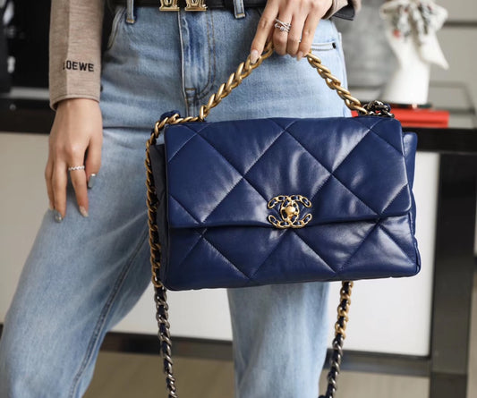 Chanel 19Bag-中號深藍