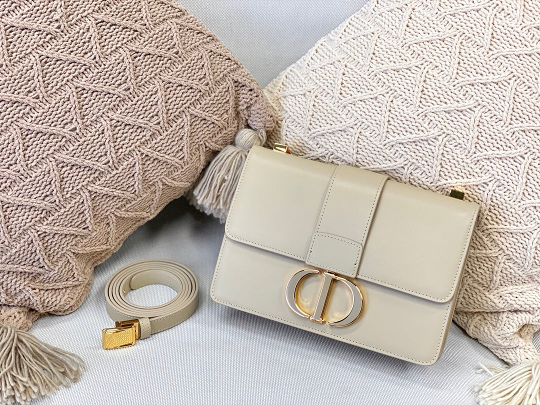 Dior 蒙田 30 Montaigne系列-24cm-牛皮平紋-熔岩棕珐瑯扣