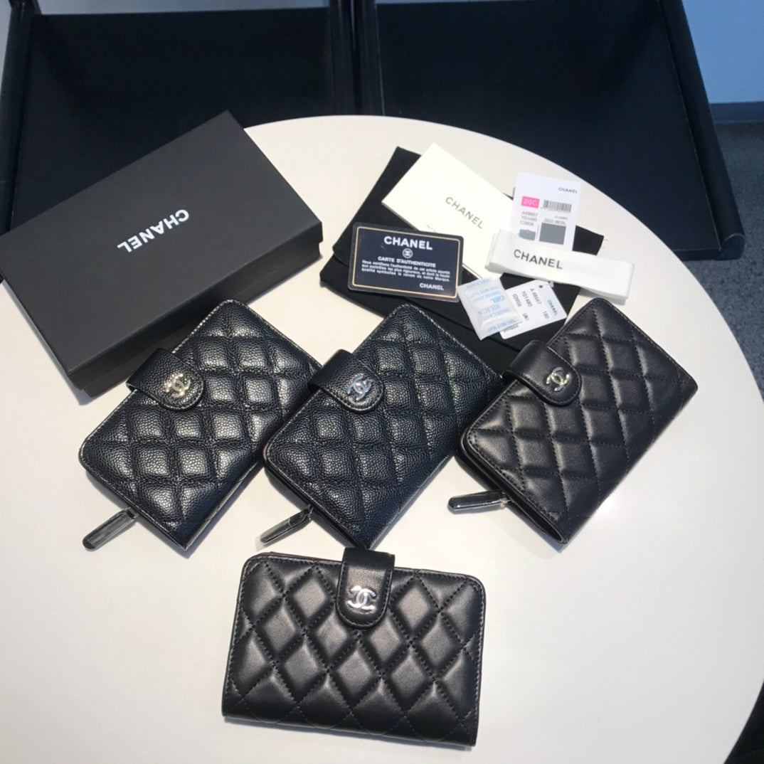 Chanel CF系列中夾-黑色羊皮銀扣