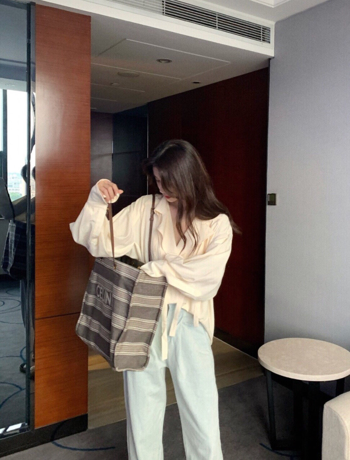 Celine 條紋提花和小牛皮正方形手袋
