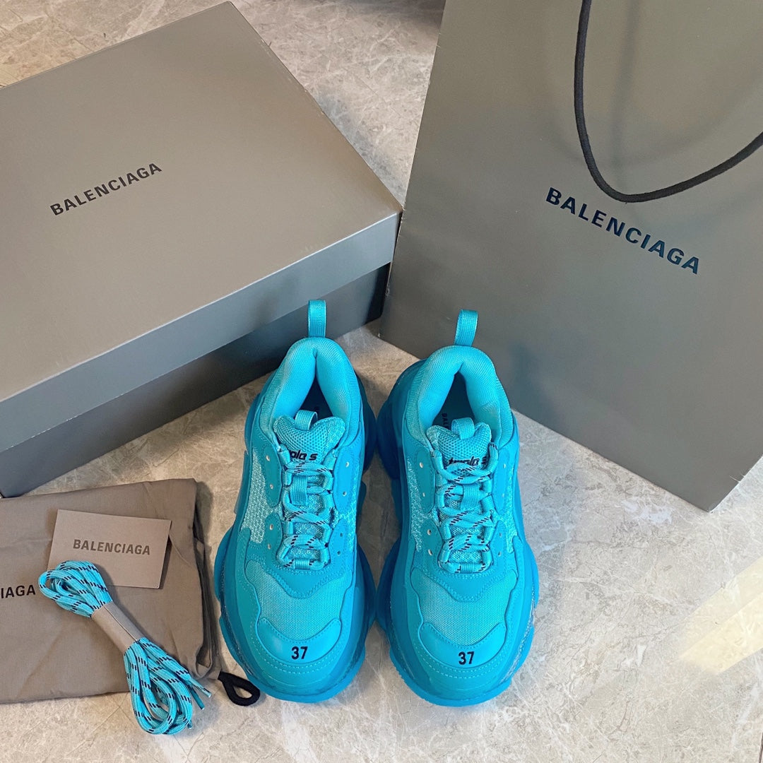 Balenciaga 巴黎世家- Triple S 氣墊老爹鞋