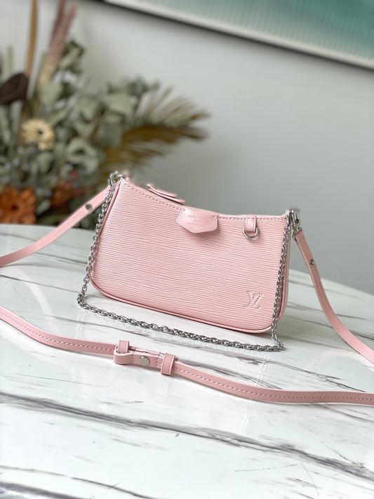 LV M80483 芭蕾粉 Easy Pouch On Strap 手袋