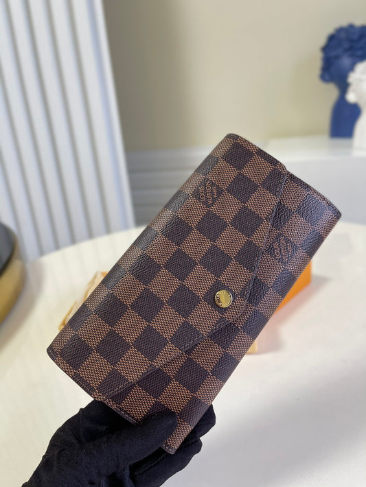 LV M60114 信封式長夾-咖格粉