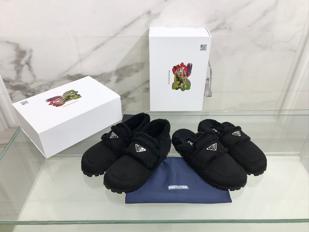 普P家-毛毛拖鞋 包鞋 羊毛內裡 黑色