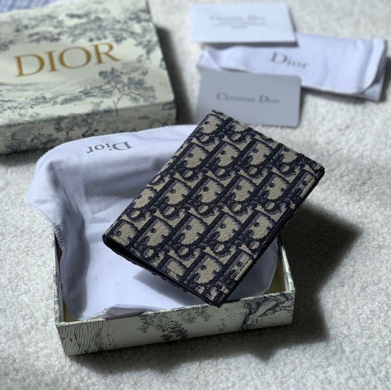 Dior 老花帆布護照夾