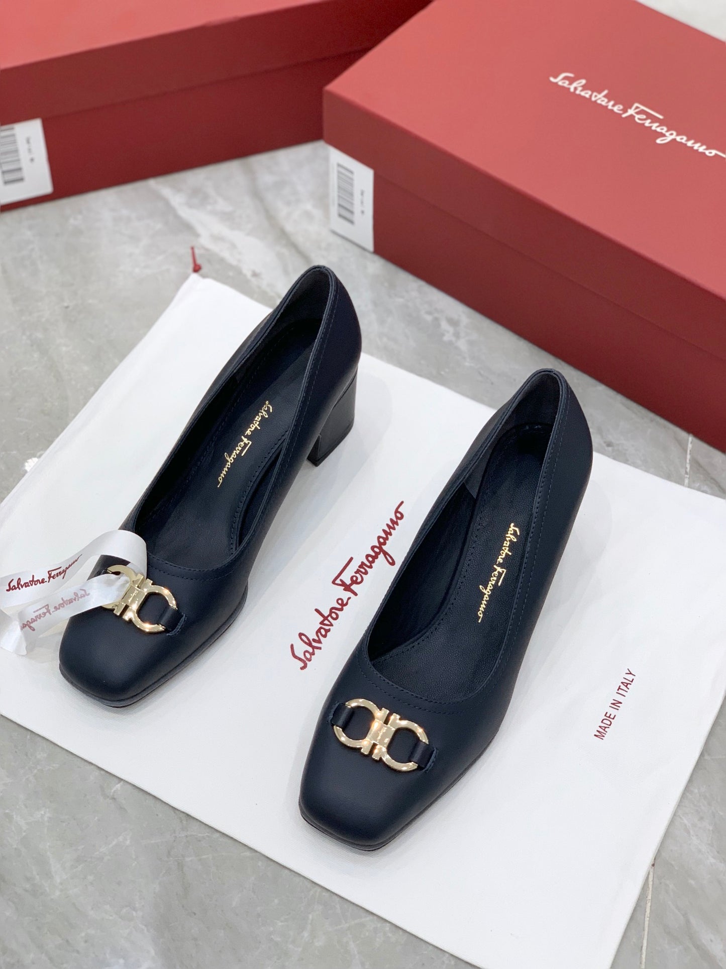 Salvatore Ferragamo鞋-菲拉格慕 經典Gancini扣 低跟鞋