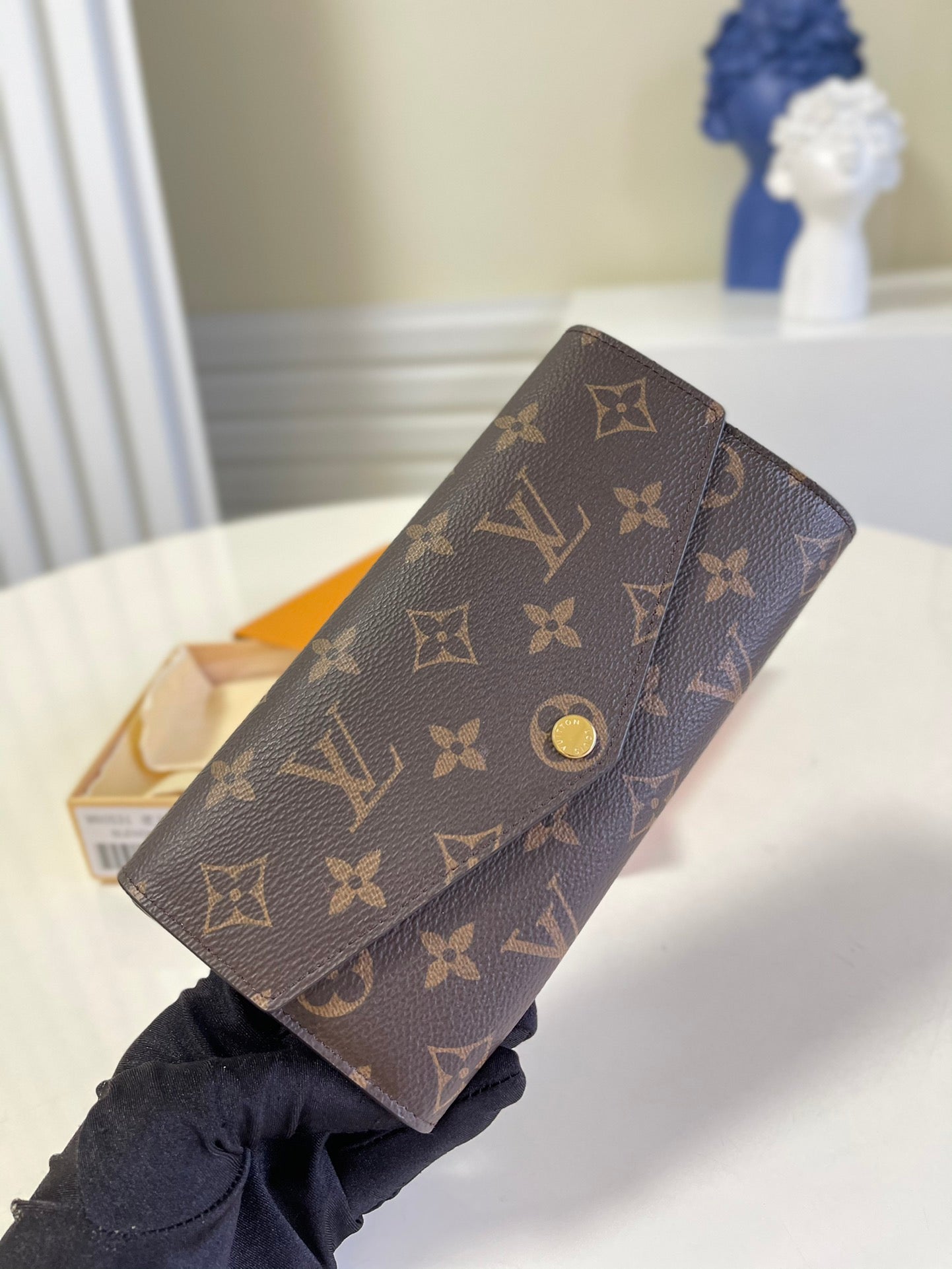 LV M60531 信封長夾-老花紫紅裡
