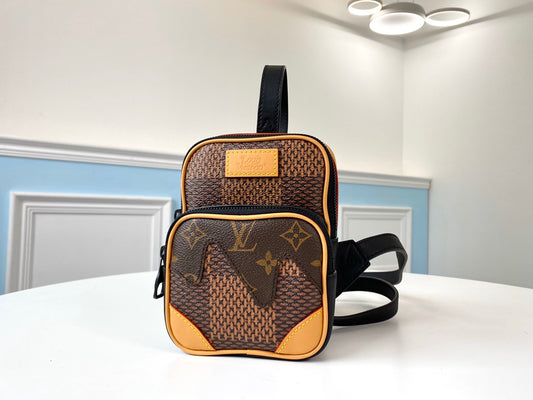 N55457 路L家-Sac Plat手袋 腰包