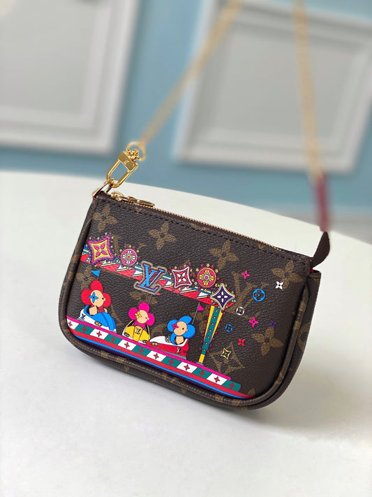 LV M58009 星星絲印 Mini Pochette Accessoires
