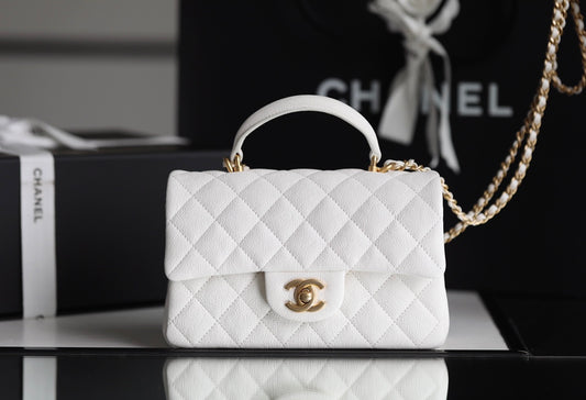 Chanel coco handle 白色