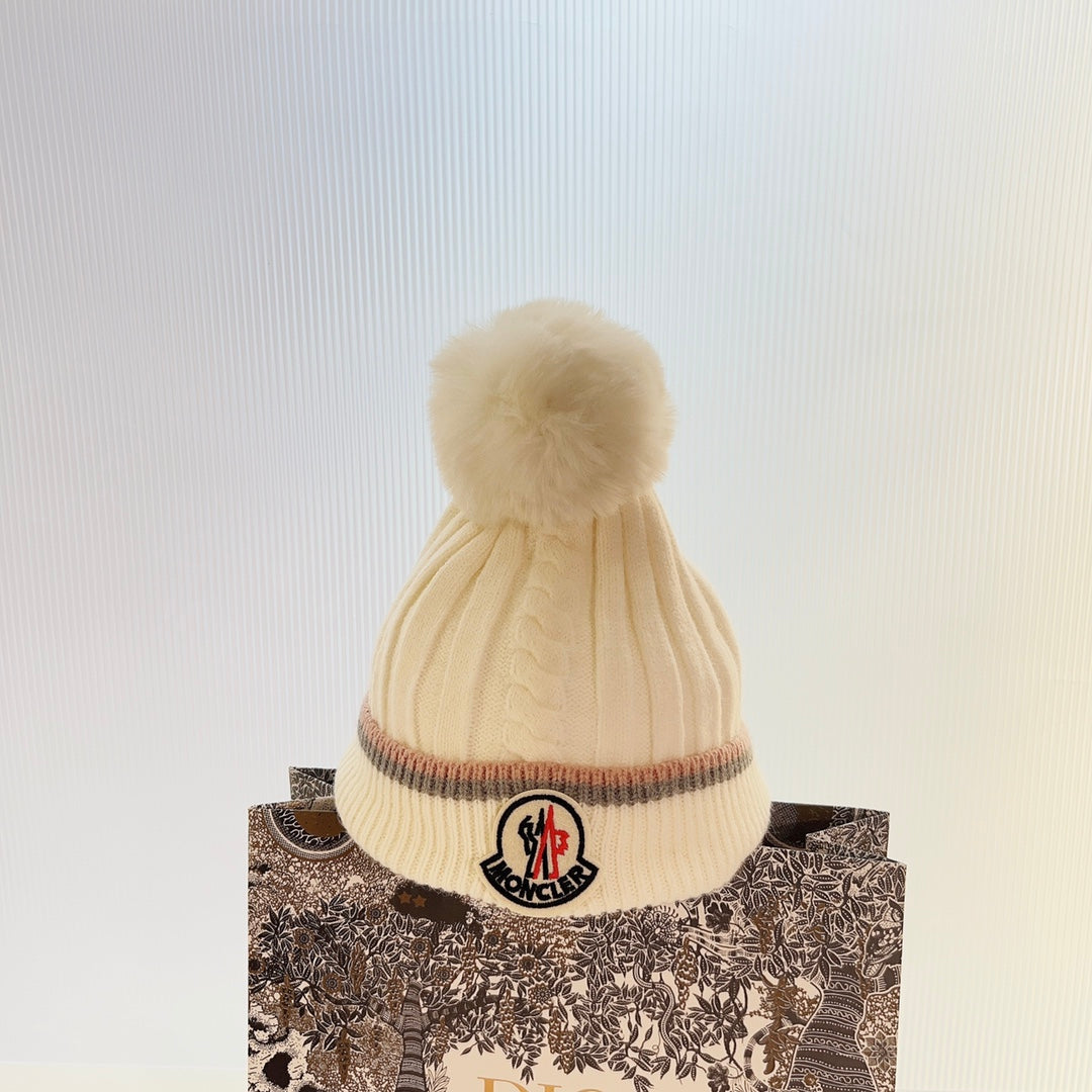 Moncler-針織毛帽 白色