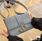 Dior 蒙田 30 Montaigne系列-24cm-珐瑯扣-馬卡龍藍