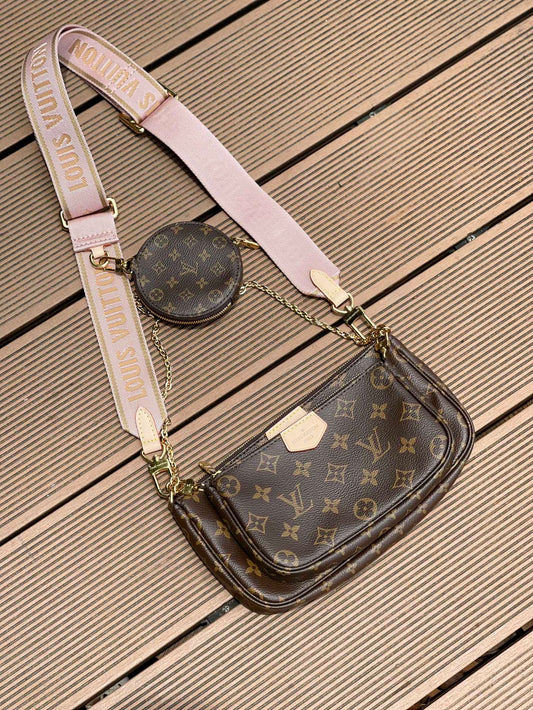 M44840 路L家-Multi Pochette Accessories 五合一麻將包 粉色