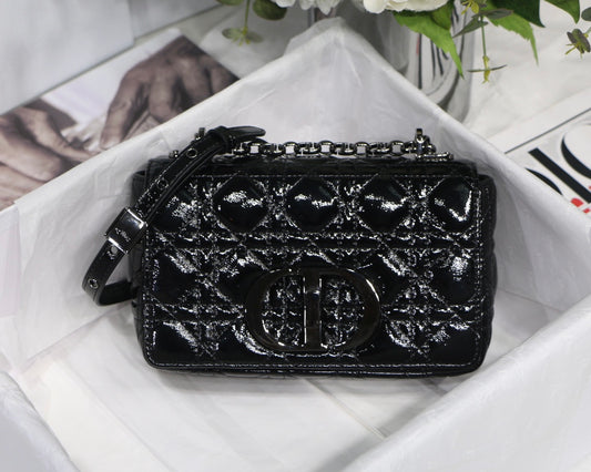 Dior Caro 褶皺漆皮系列 小號20cm-黑色