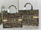 Dior Book Tote-小號36.5cm-豹紋刺繡