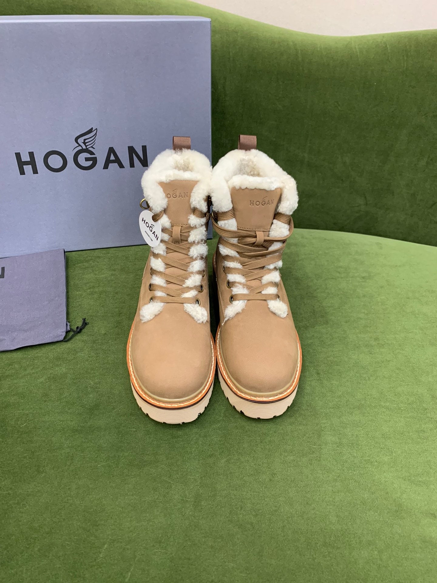 Hogan-毛毛馬丁短靴