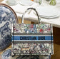 Dior Book Tote-中號36.5cm白花刺繡