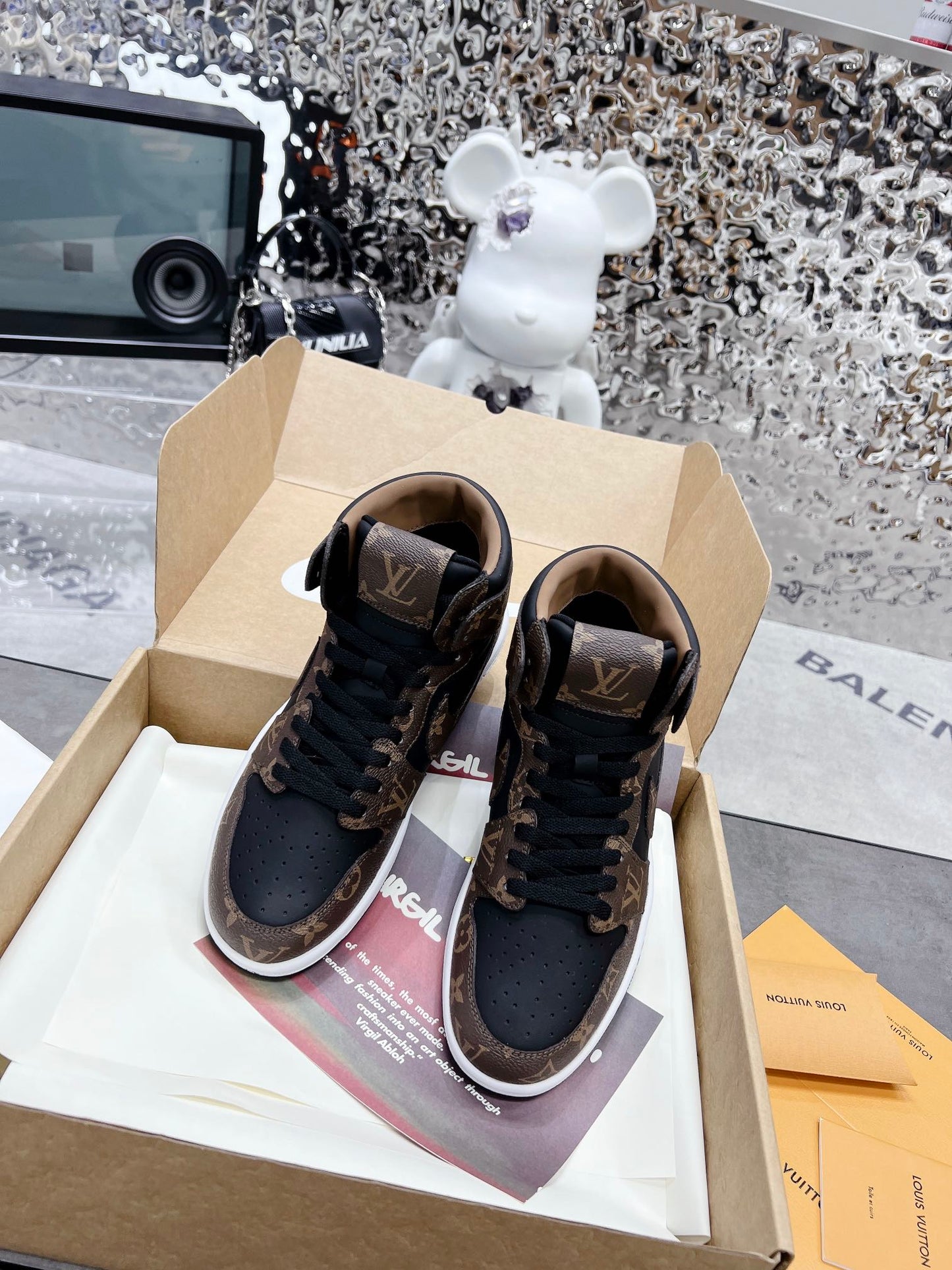 路L家-Nike  Air Jordan 1 Low AJ1 運動籃球鞋 男女同款 咖色