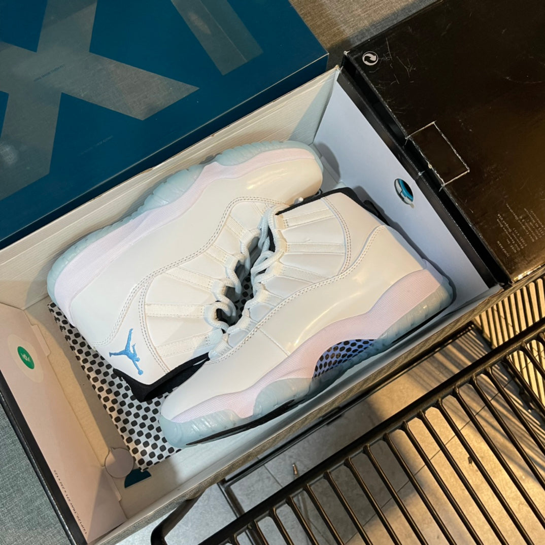 N1K-AJ11 籃球鞋 運動鞋 白色