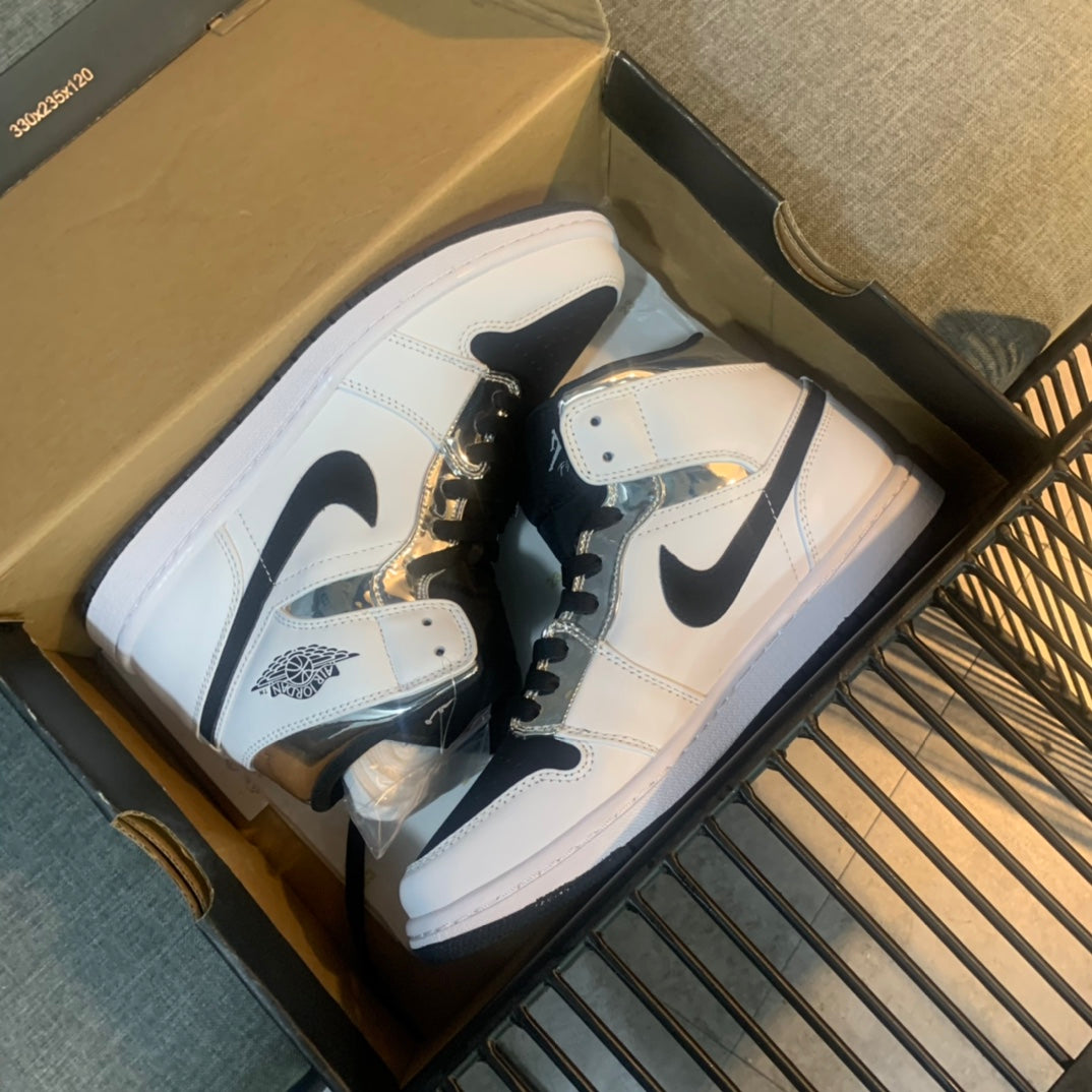 N1K- AJ 1 mid 中筒板鞋 休閒鞋 白黑色